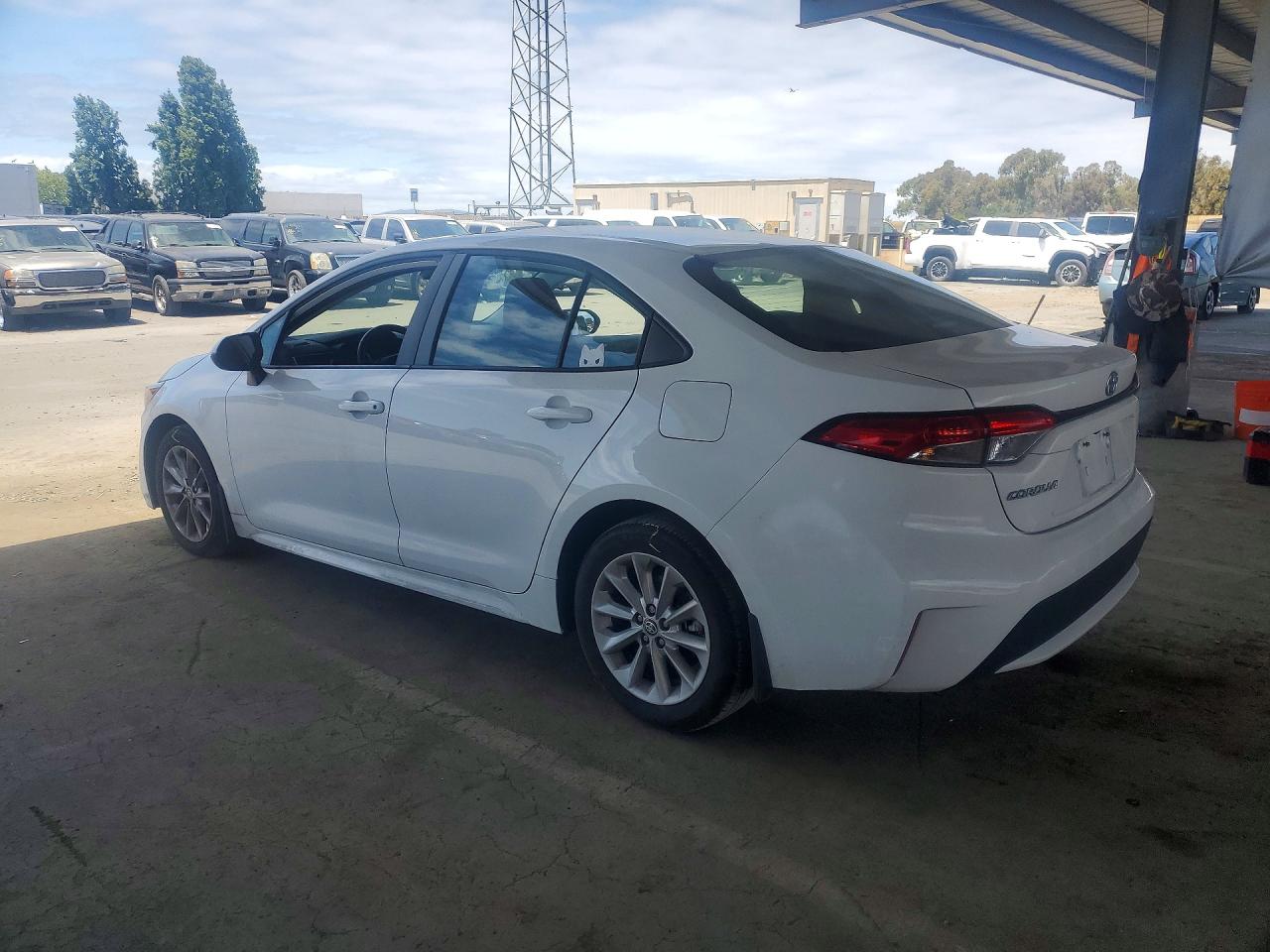 2022 TOYOTA COROLLA