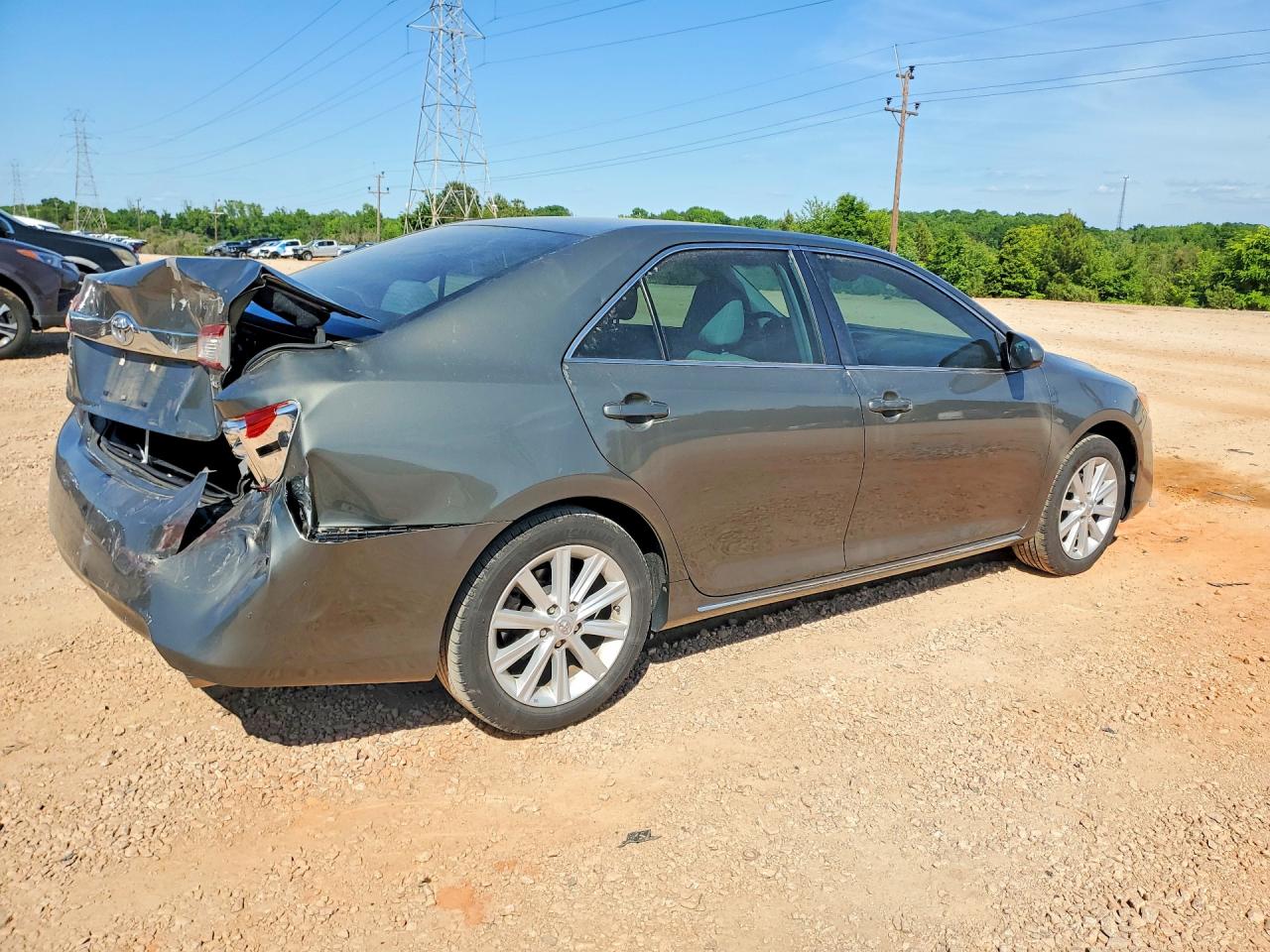 2013 TOYOTA CAMRY