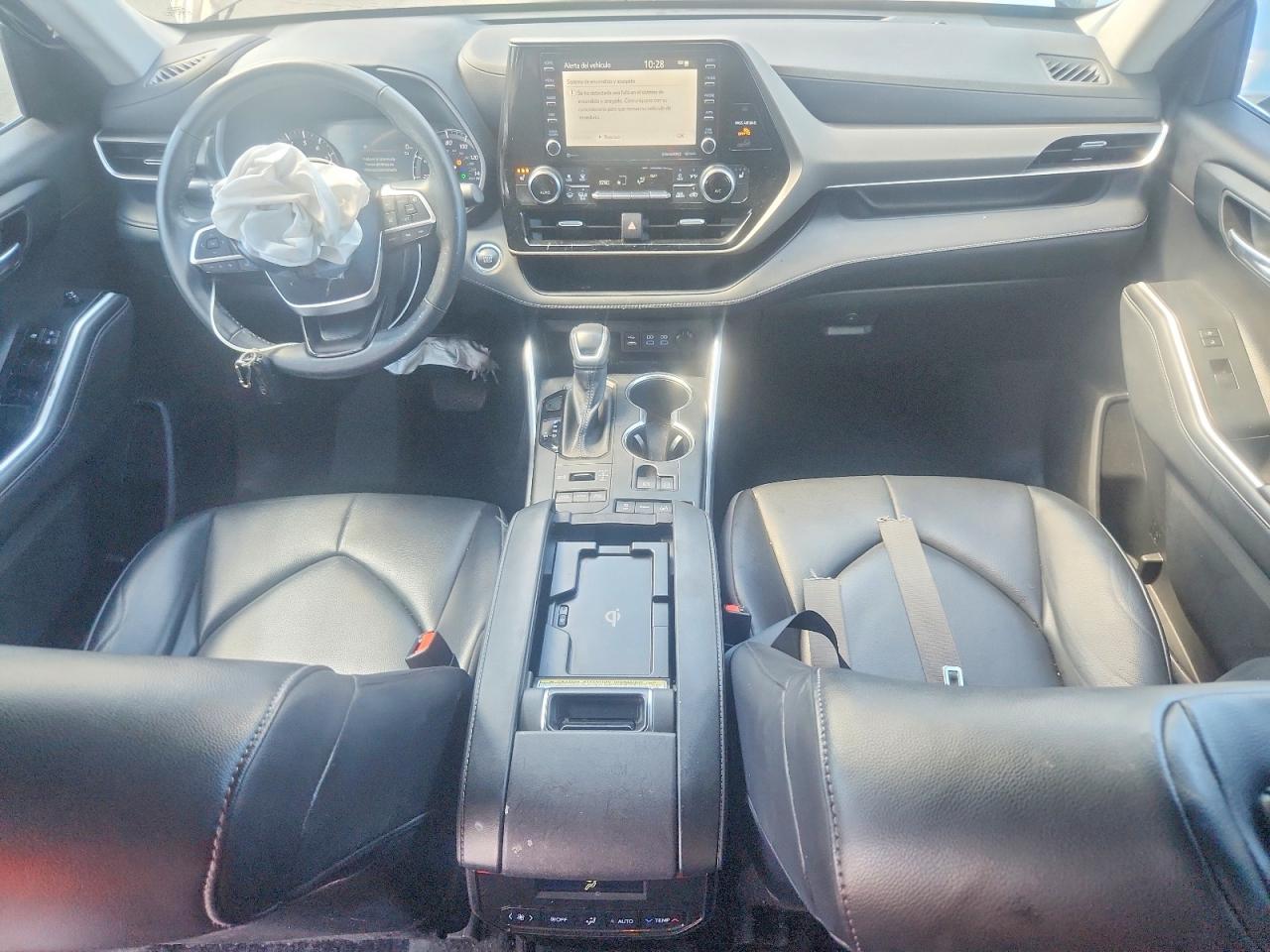 2022 TOYOTA HIGHLANDER
