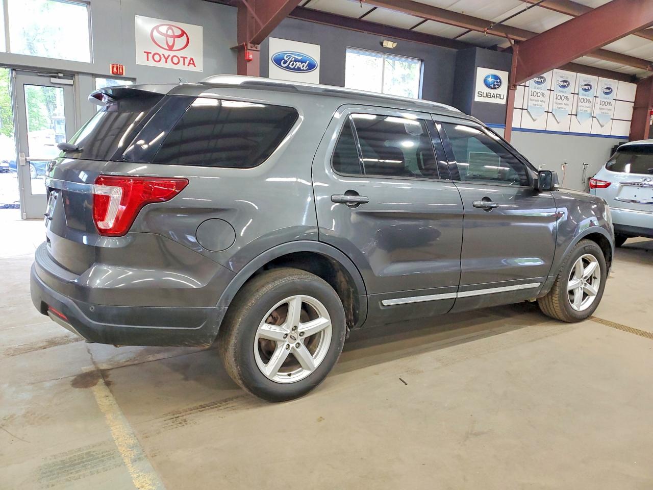 2019 FORD EXPLORER