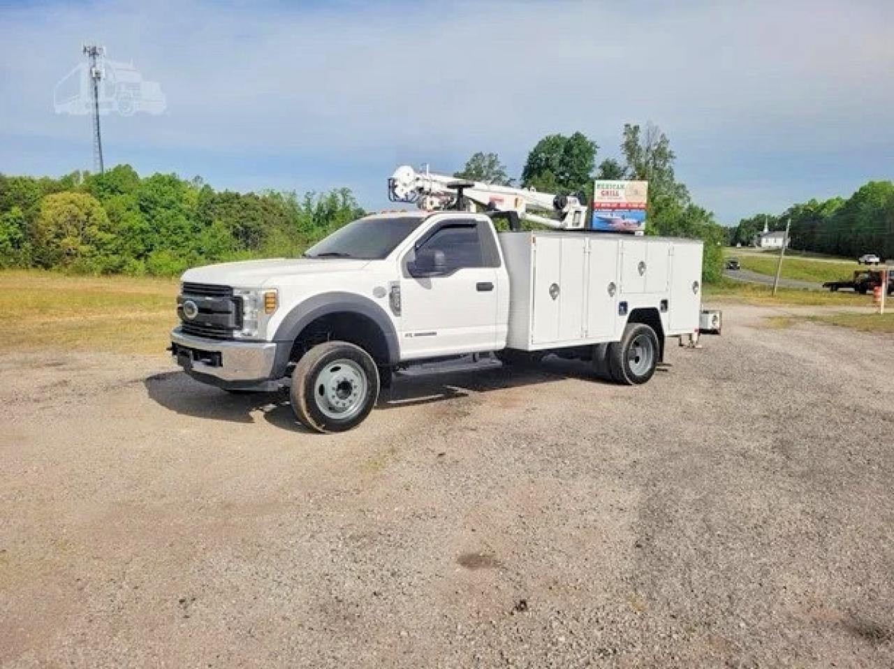 2018 FORD F550