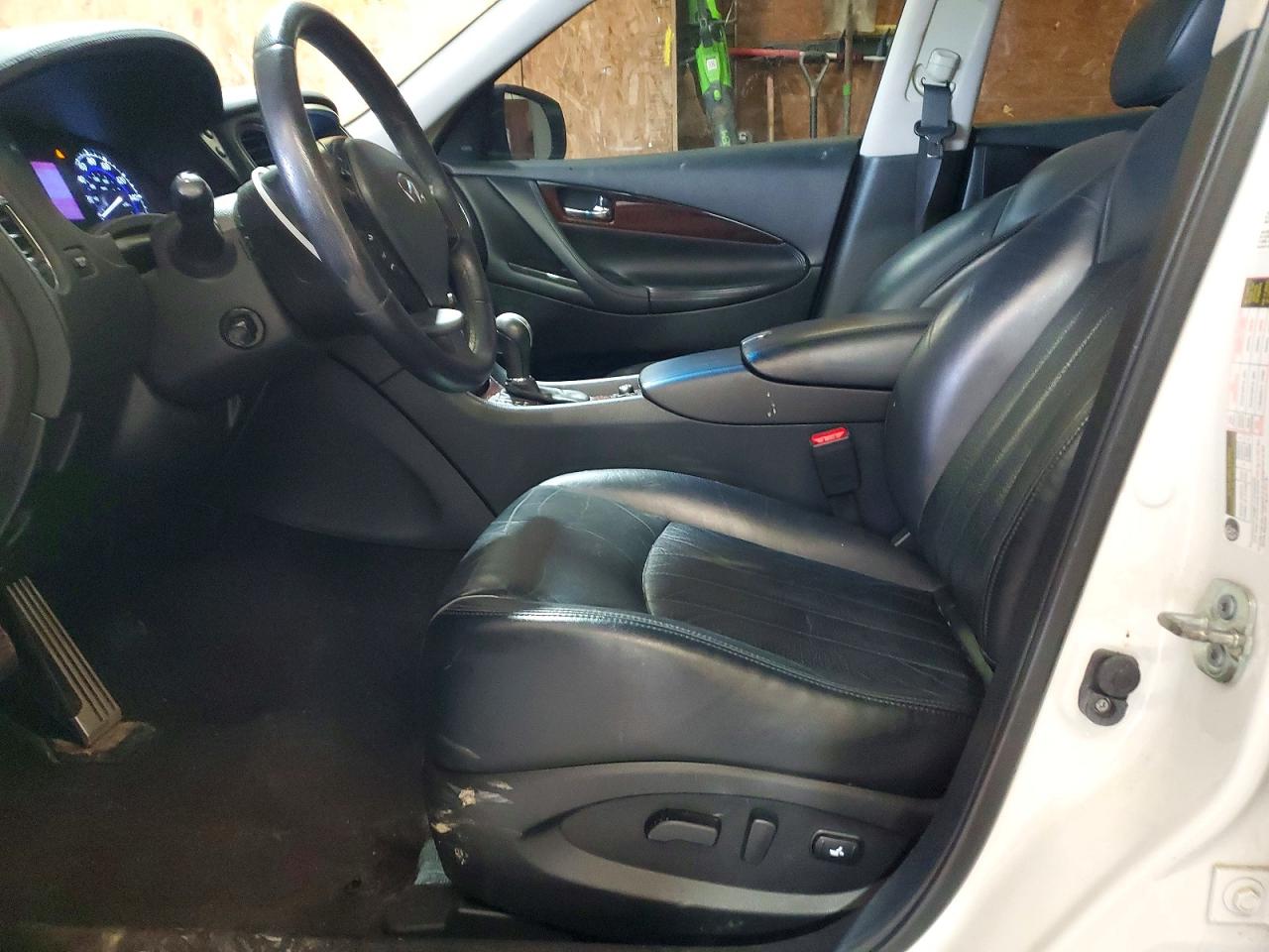2017 INFINITI QX50