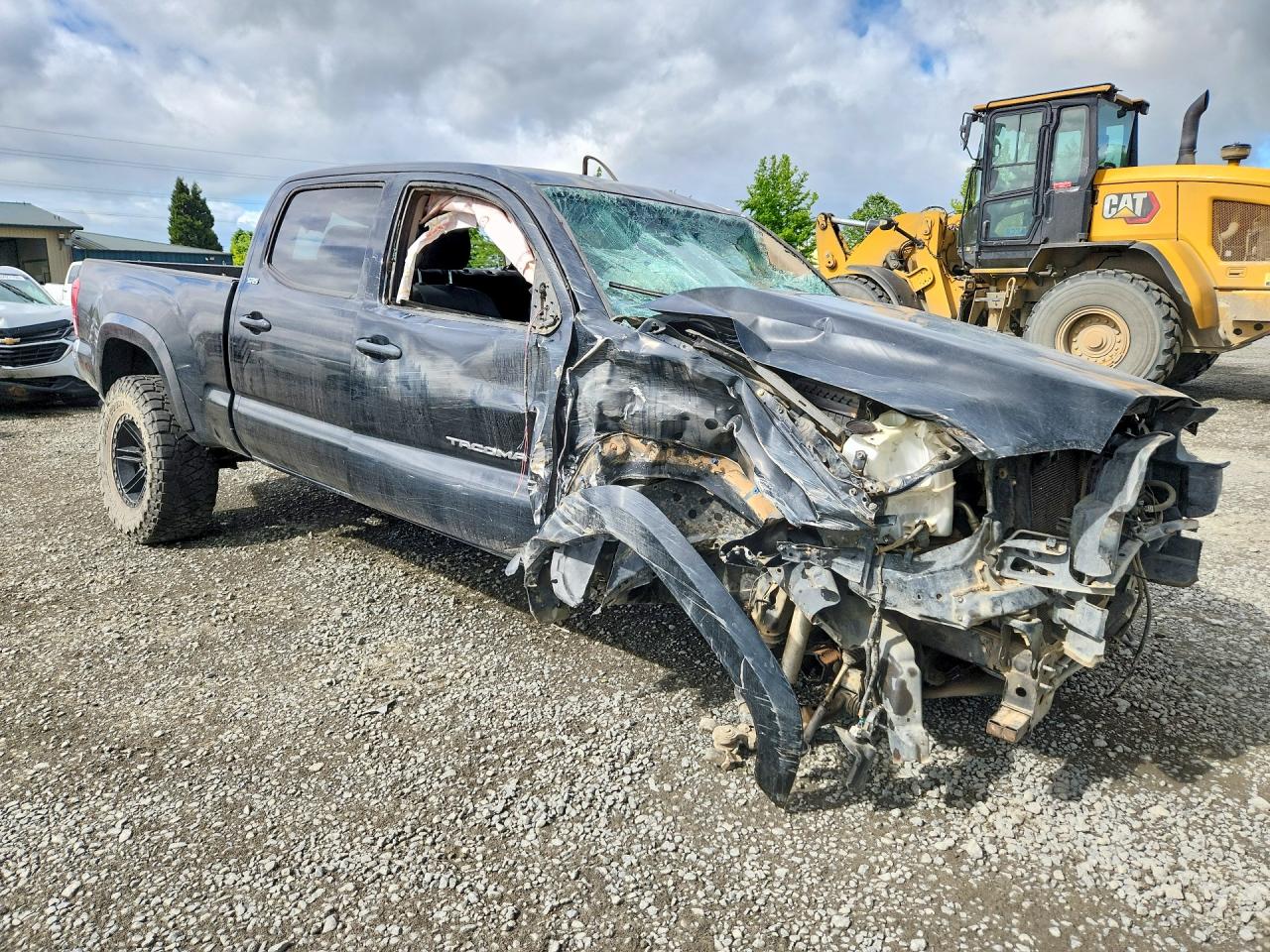 2016 TOYOTA TACOMA