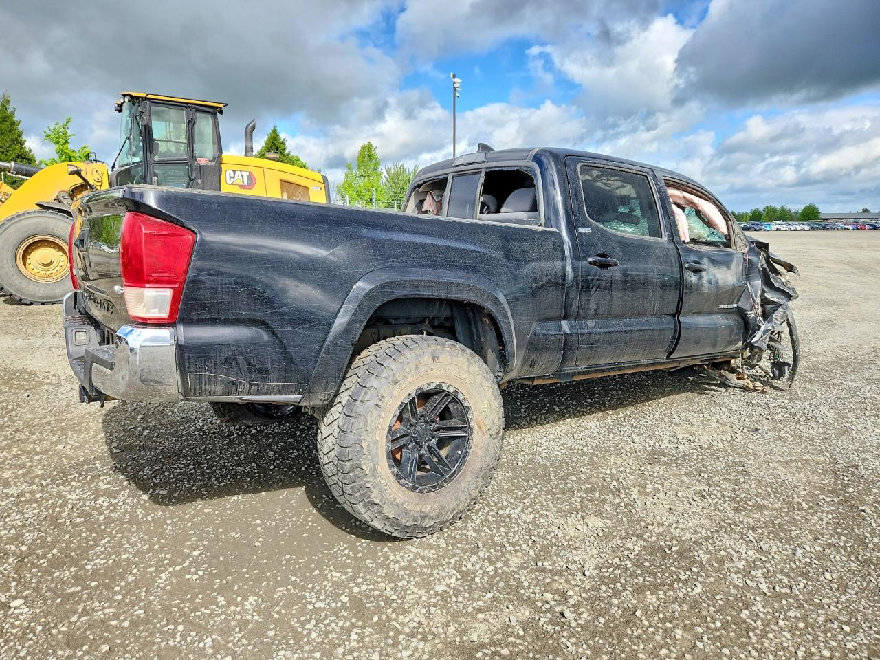 2016 TOYOTA TACOMA