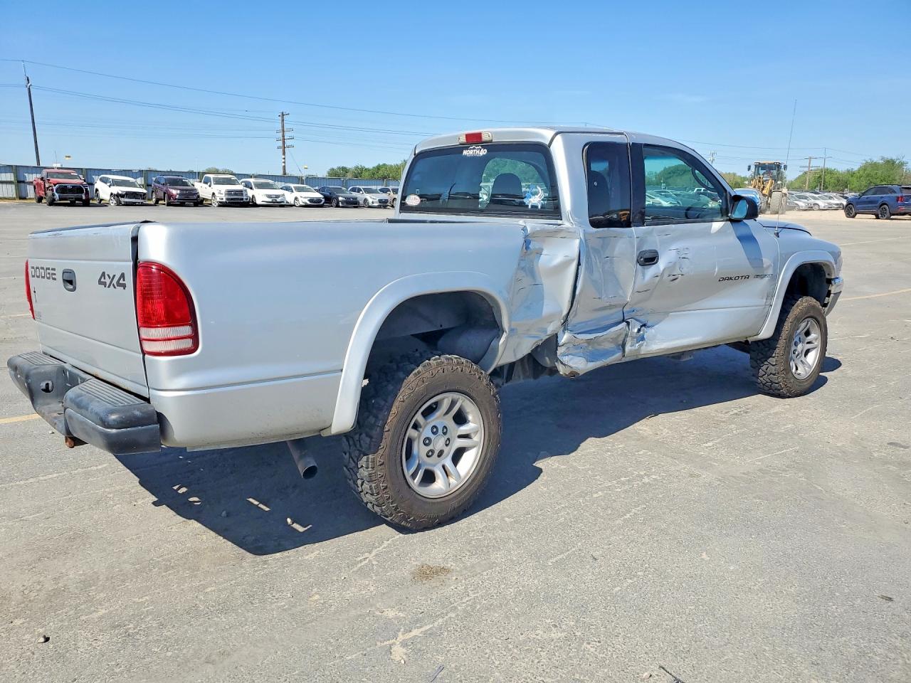 2002 DODGE DAKOTA