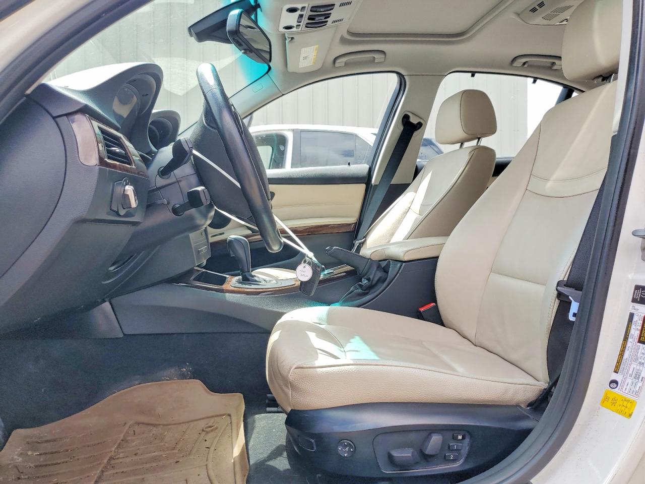 2011 BMW 3 SERIES