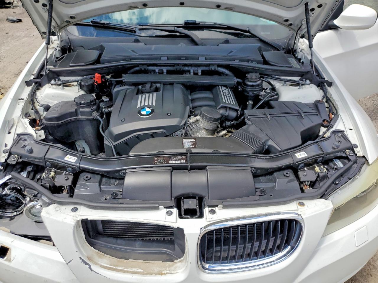 2011 BMW 3 SERIES
