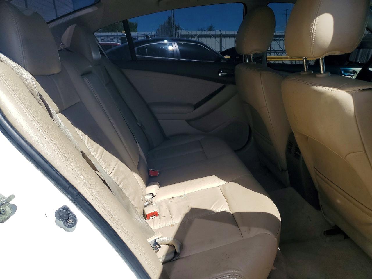 2011 NISSAN ALTIMA