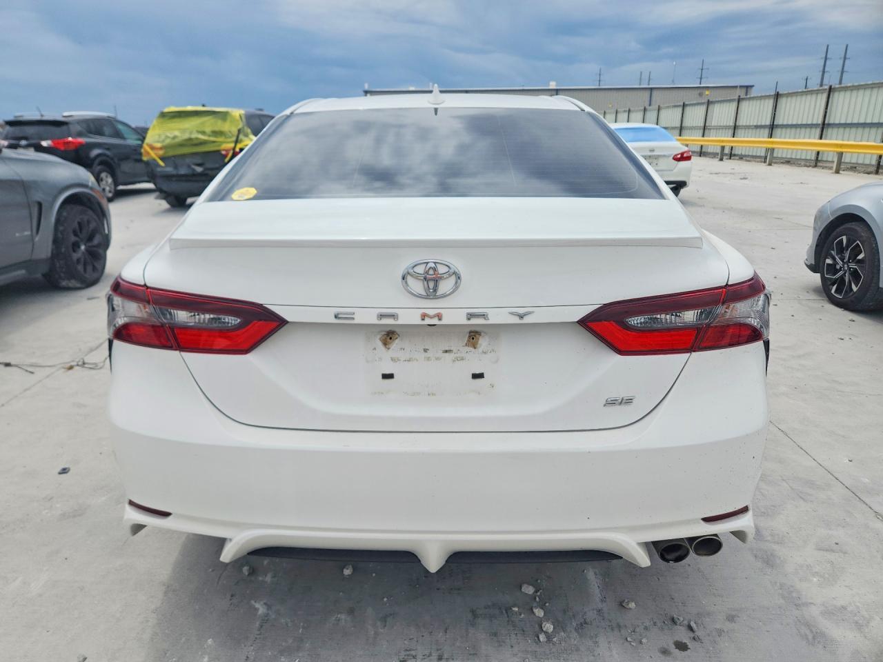 2021 TOYOTA CAMRY