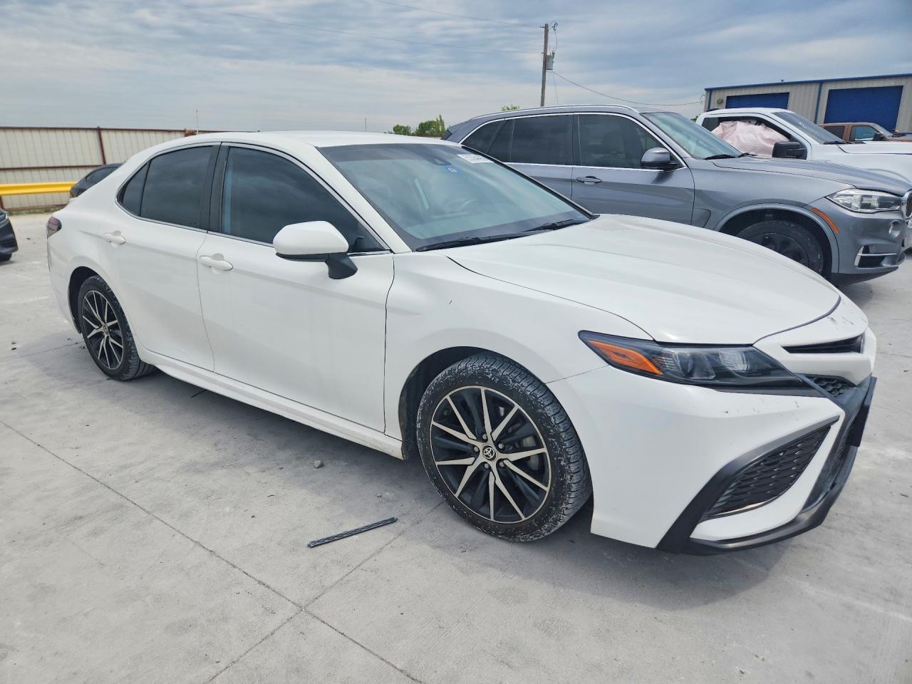 2021 TOYOTA CAMRY