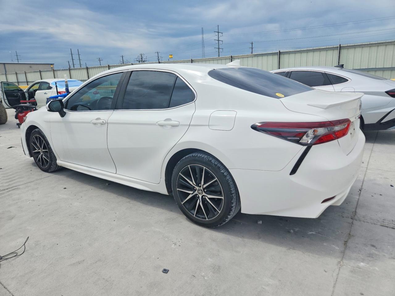 2021 TOYOTA CAMRY