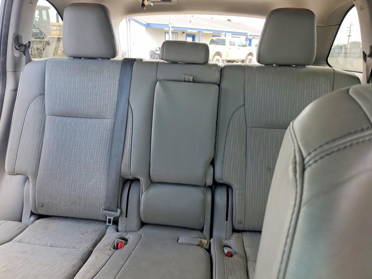 2016 TOYOTA HIGHLANDER