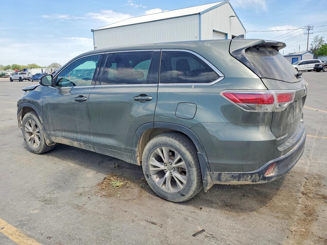 2016 TOYOTA HIGHLANDER