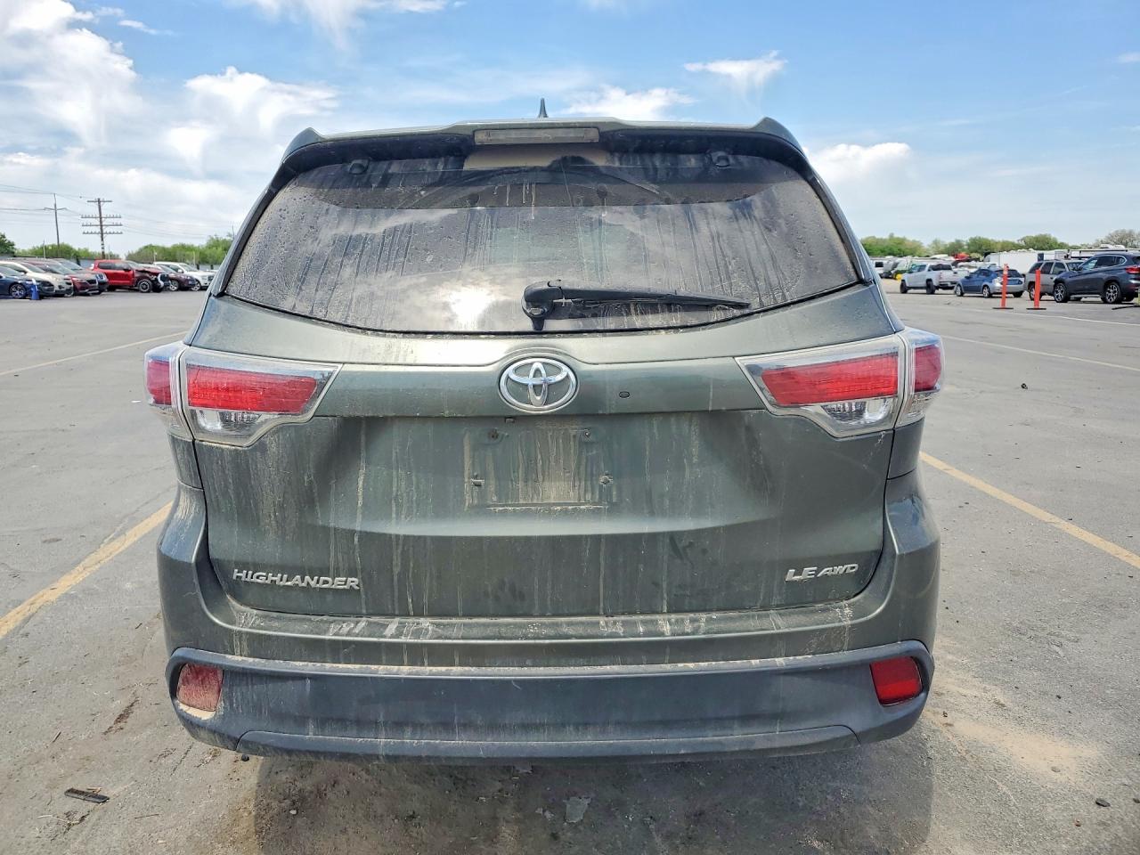 2016 TOYOTA HIGHLANDER