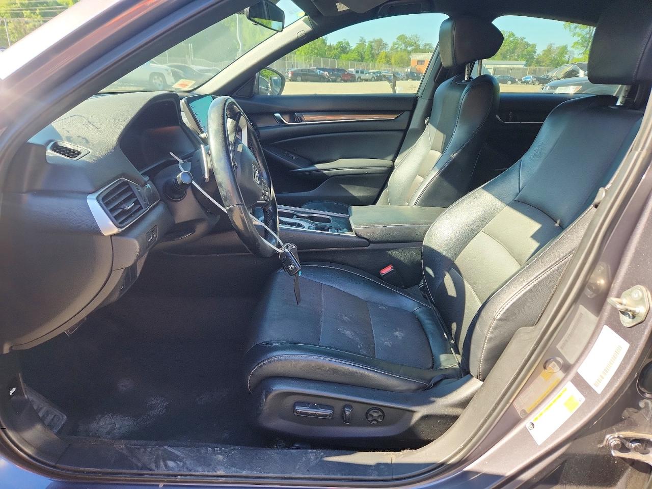 2018 HONDA ACCORD