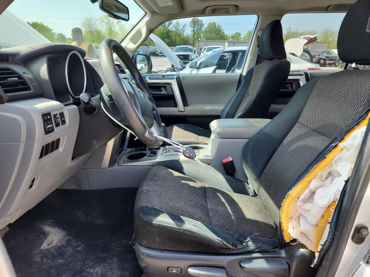 2011 TOYOTA 4RUNNER