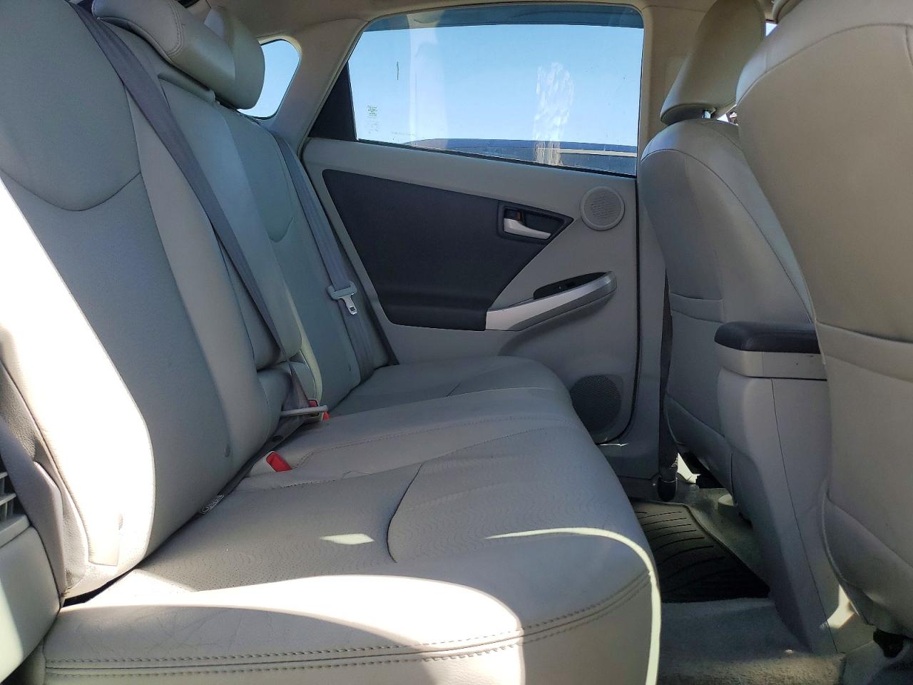 2010 TOYOTA PRIUS