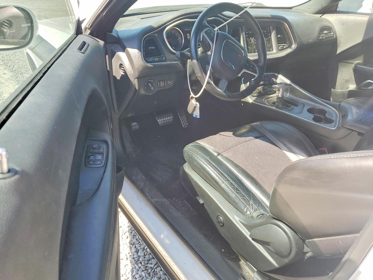 2017 DODGE CHALLENGER
