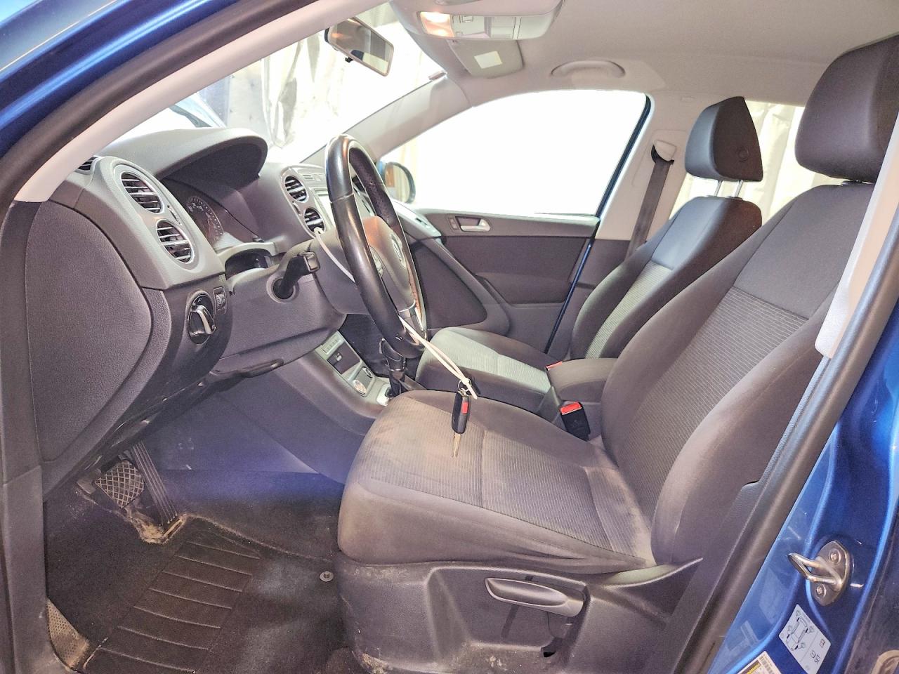 2017 VOLKSWAGEN TIGUAN