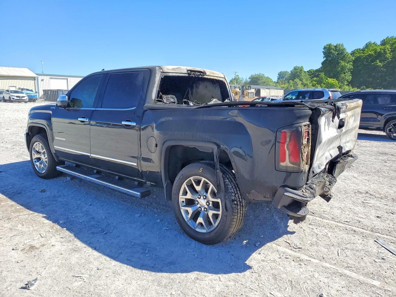 2016 GMC SIERRA