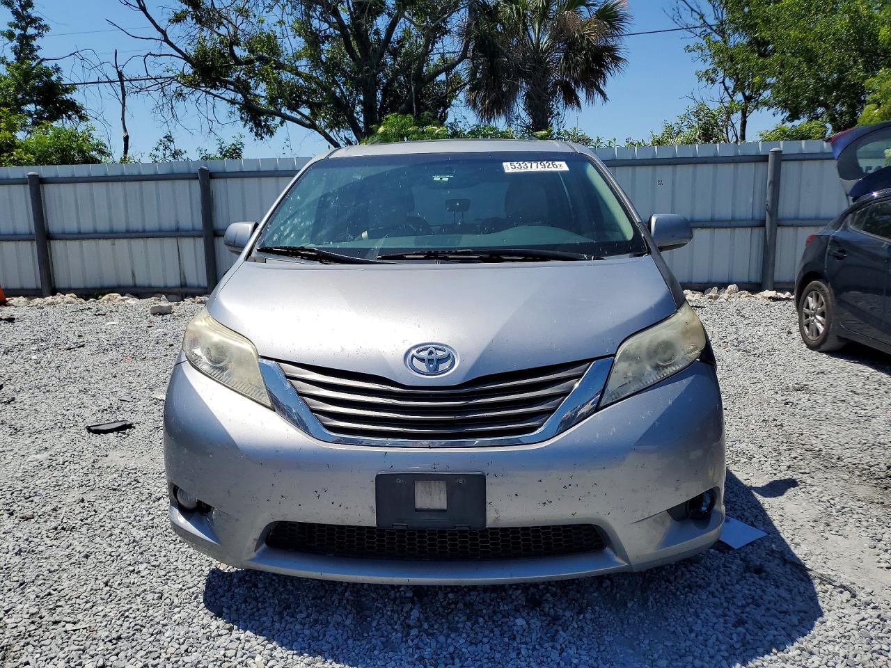 2012 TOYOTA SIENNA XLE