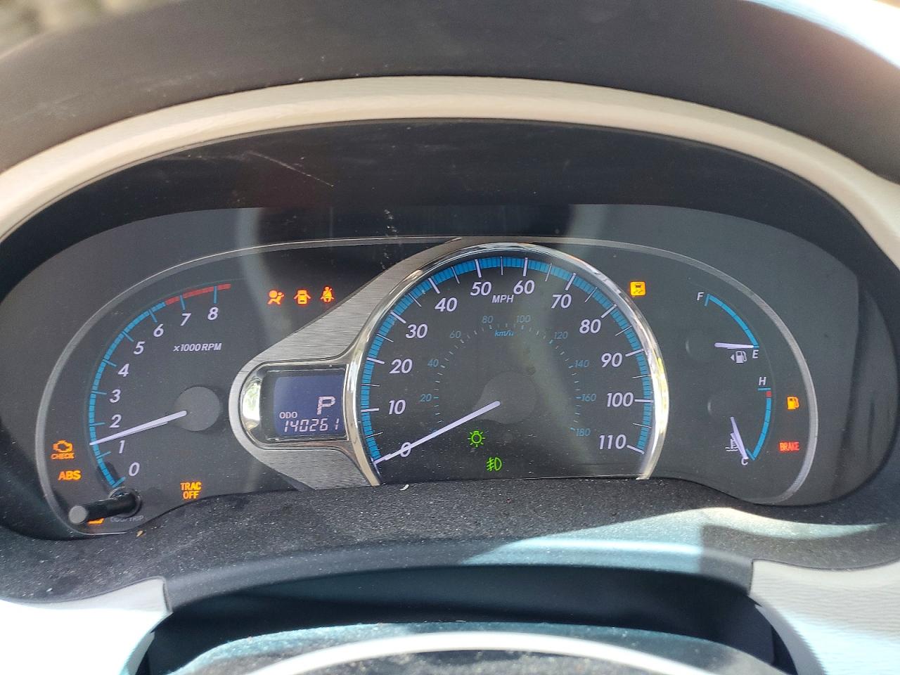 2012 TOYOTA SIENNA XLE