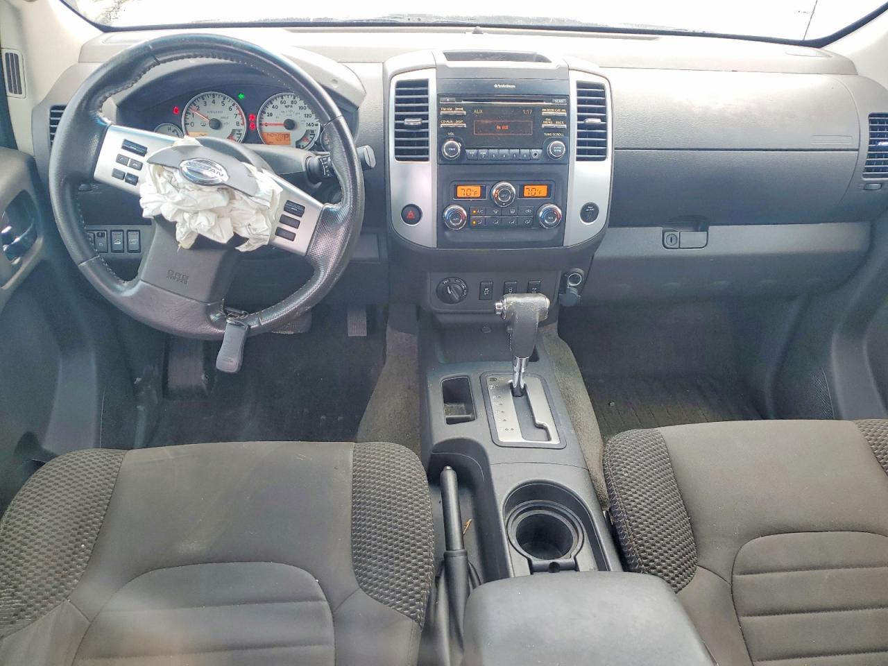 2013 NISSAN FRONTIER