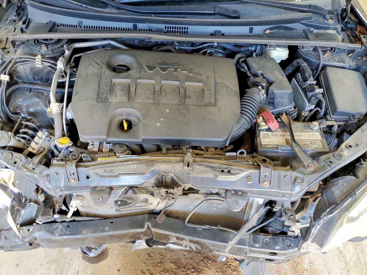2015 TOYOTA COROLLA