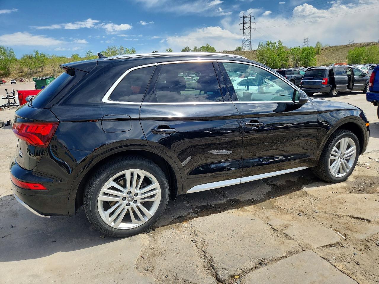 2018 AUDI Q5