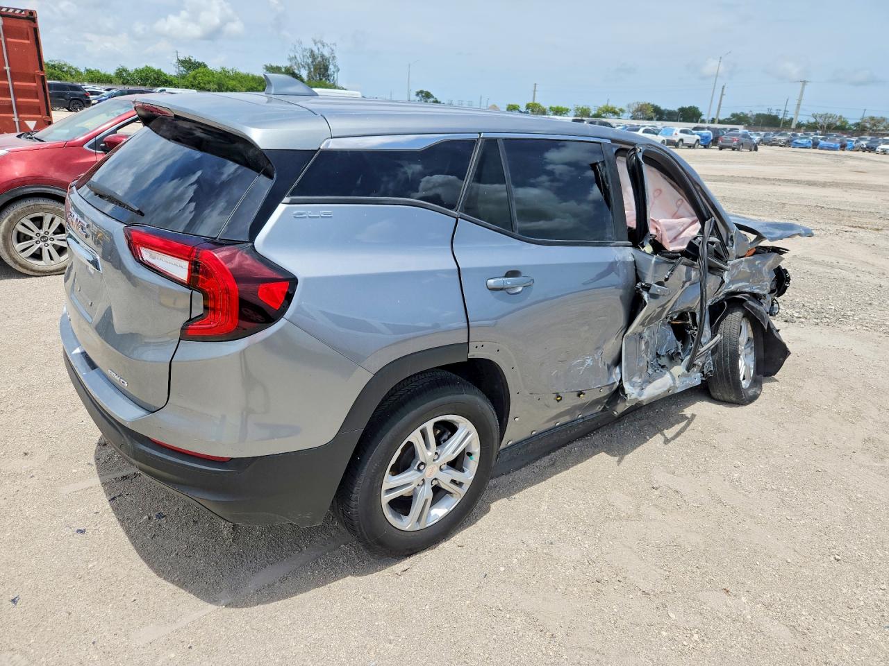 2024 GMC TERRAIN