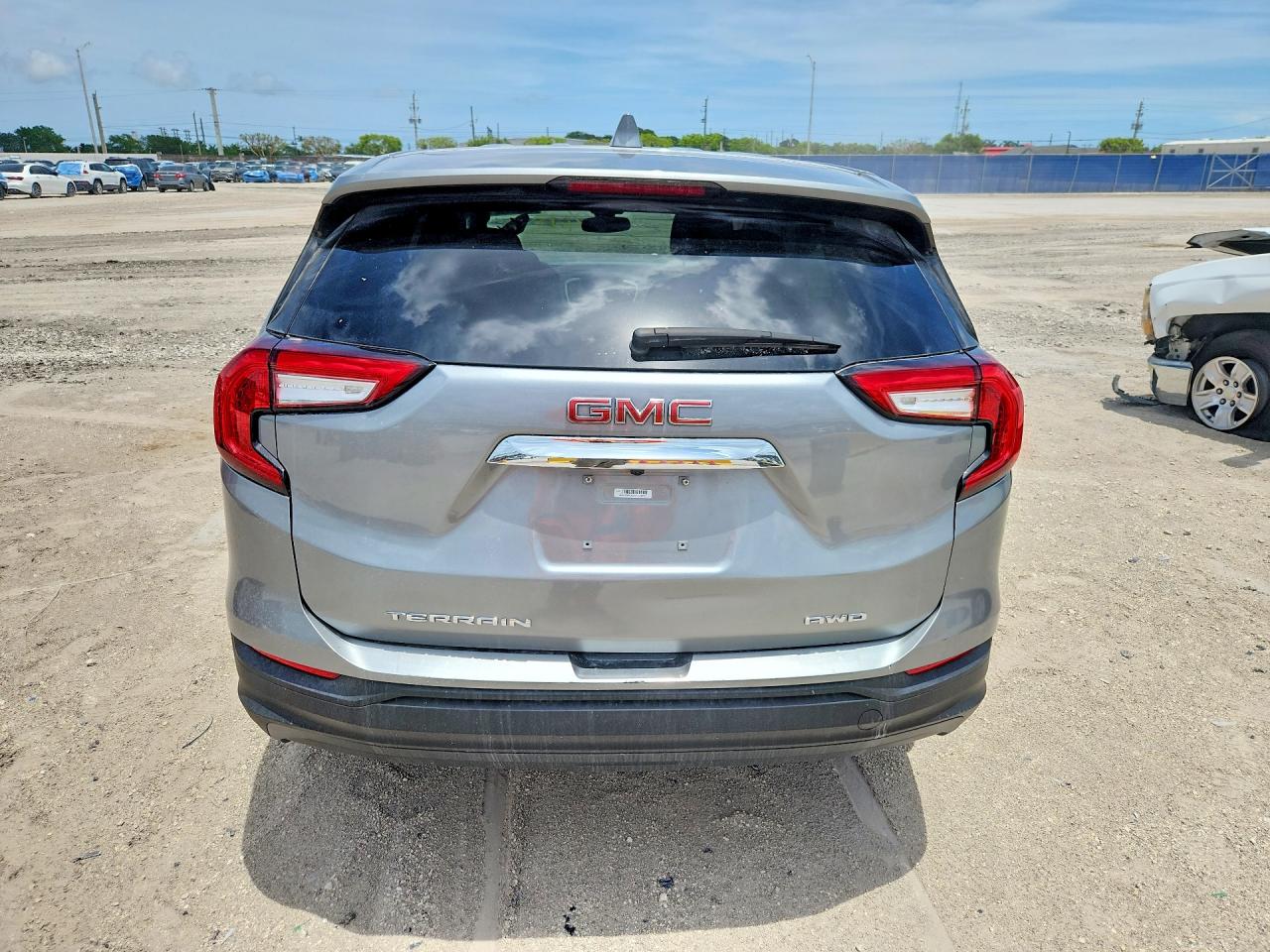 2024 GMC TERRAIN