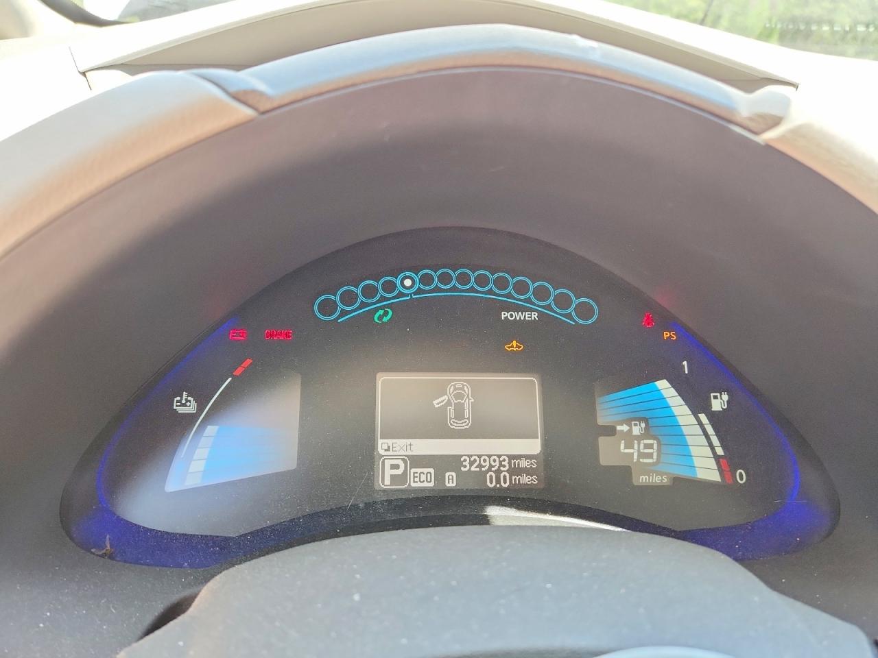 2016 NISSAN LEAF
