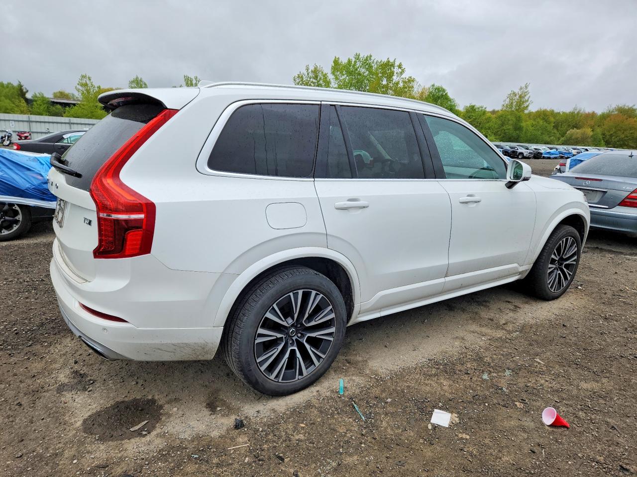 2020 VOLVO XC90