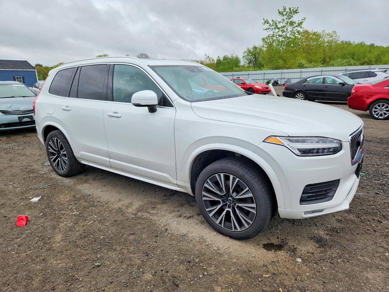 2020 VOLVO XC90