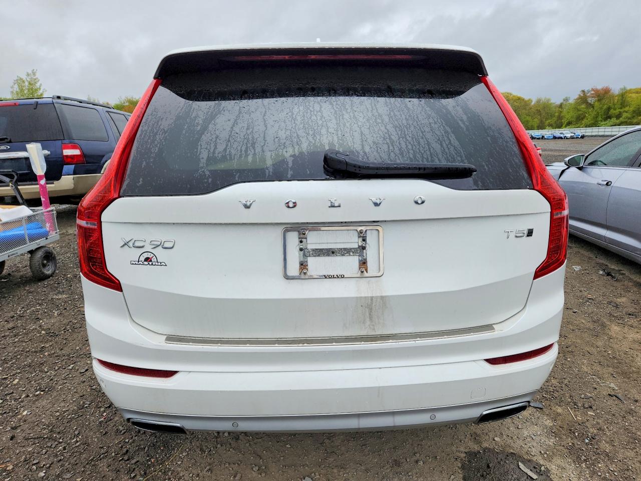 2020 VOLVO XC90