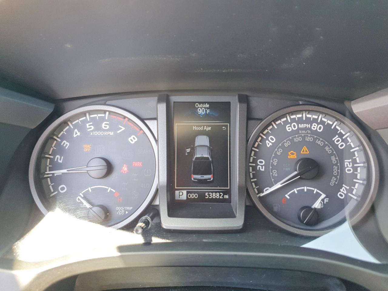 2018 TOYOTA TACOMA