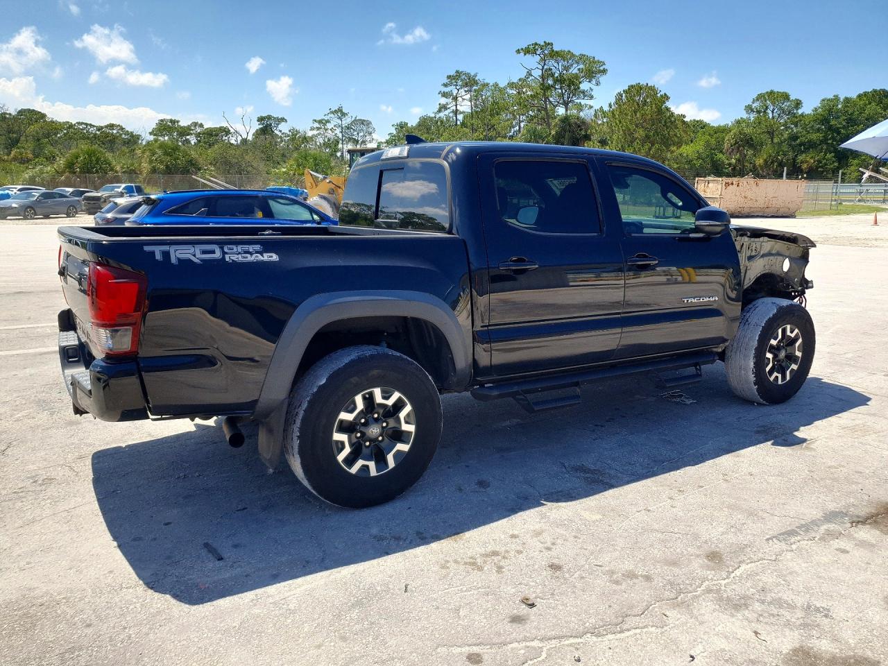 2018 TOYOTA TACOMA