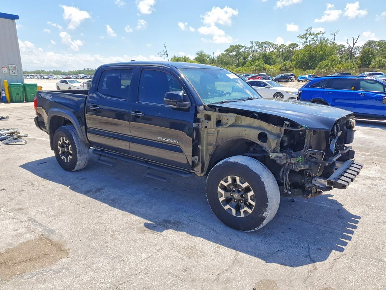 2018 TOYOTA TACOMA