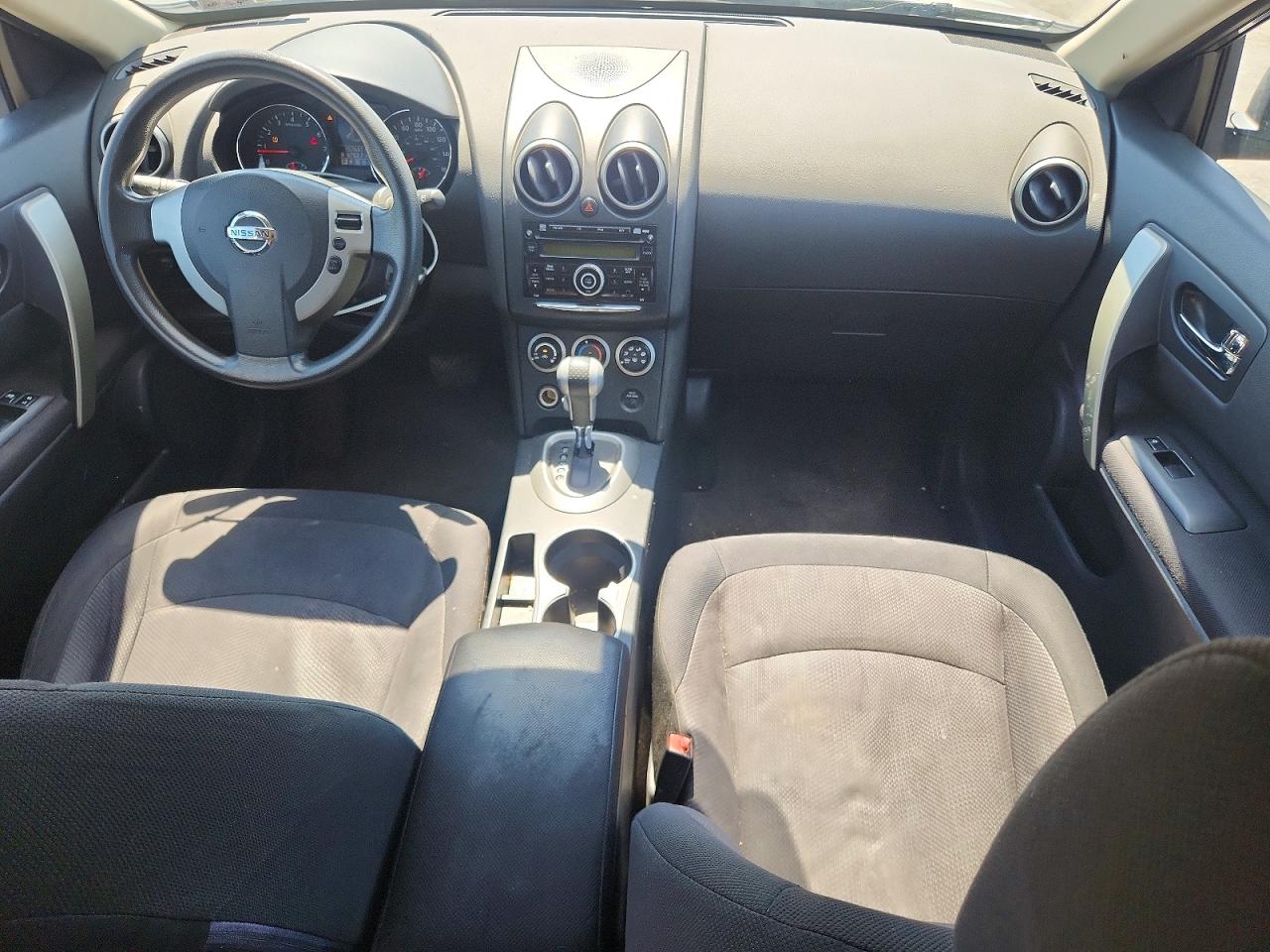 2011 NISS ROGUE