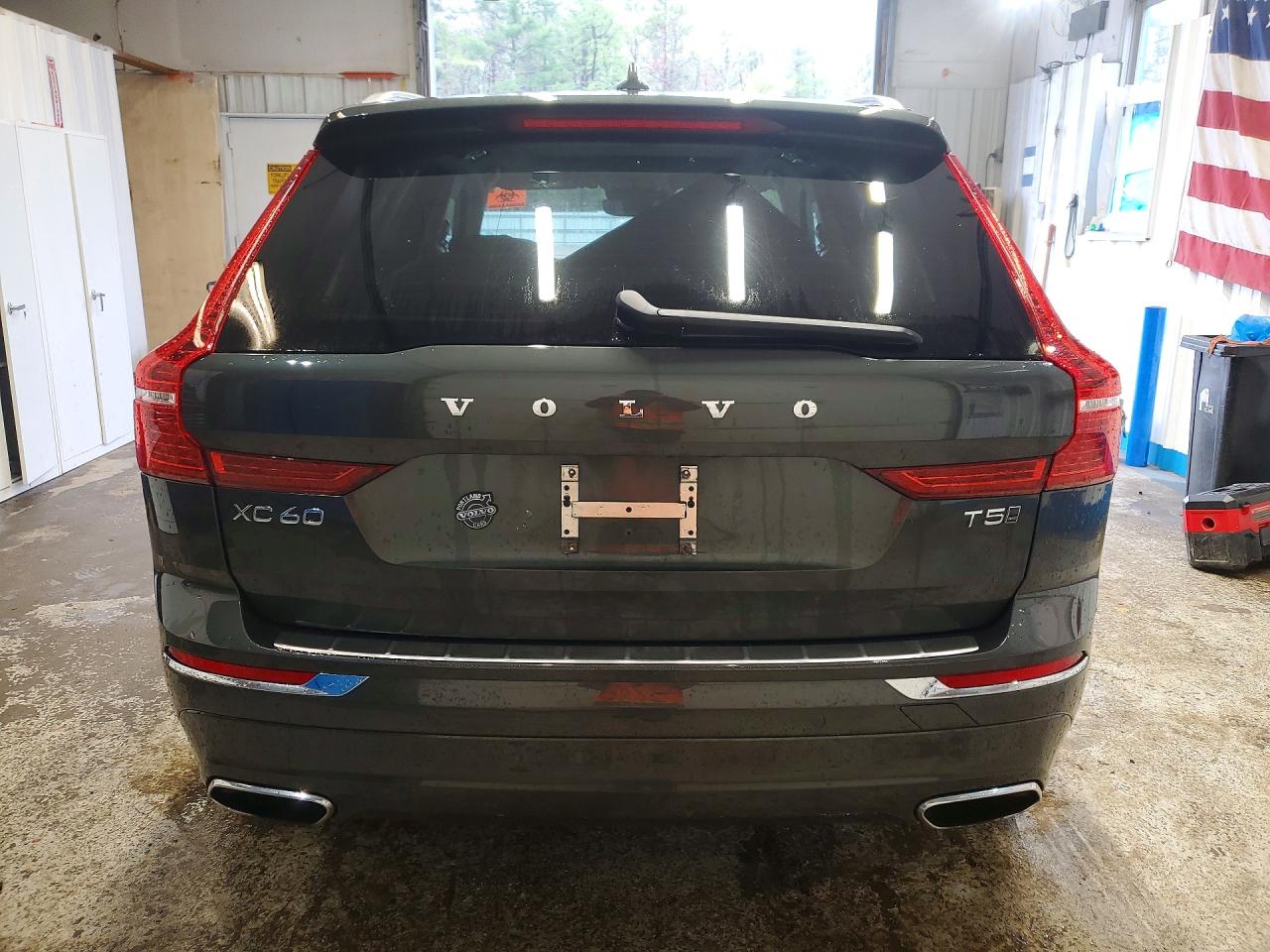 2021 VOLVO XC60