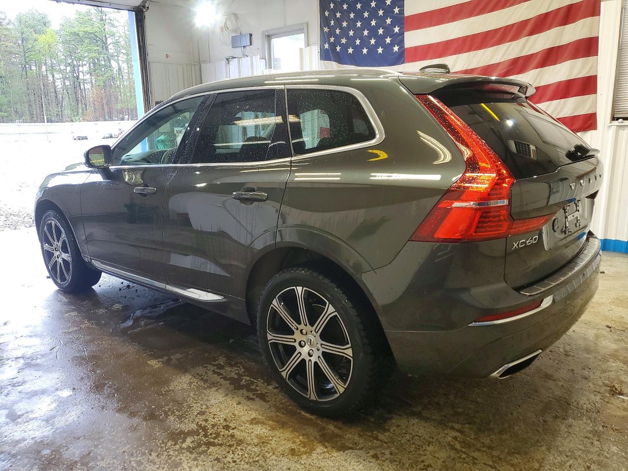 2021 VOLVO XC60