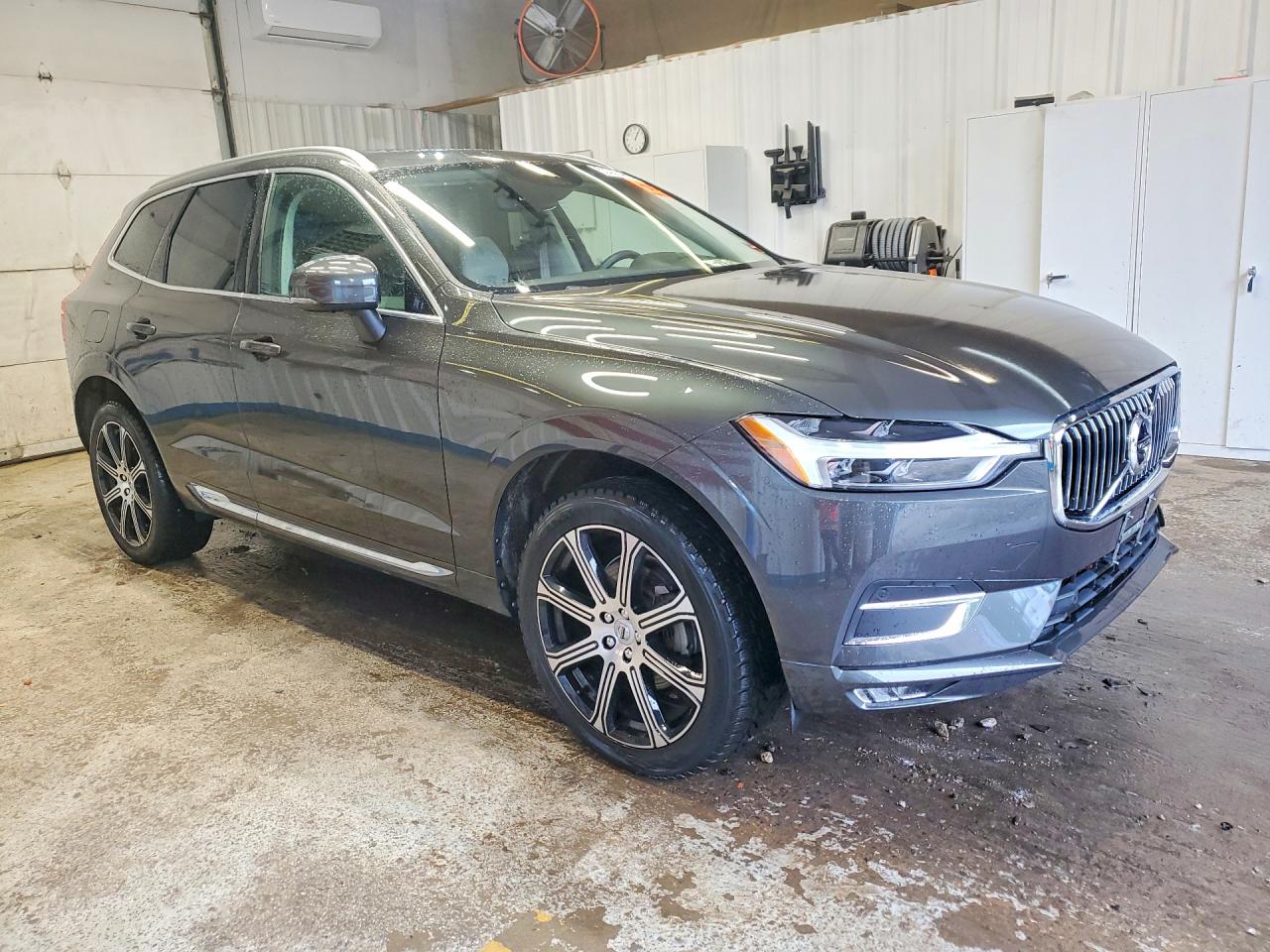 2021 VOLVO XC60
