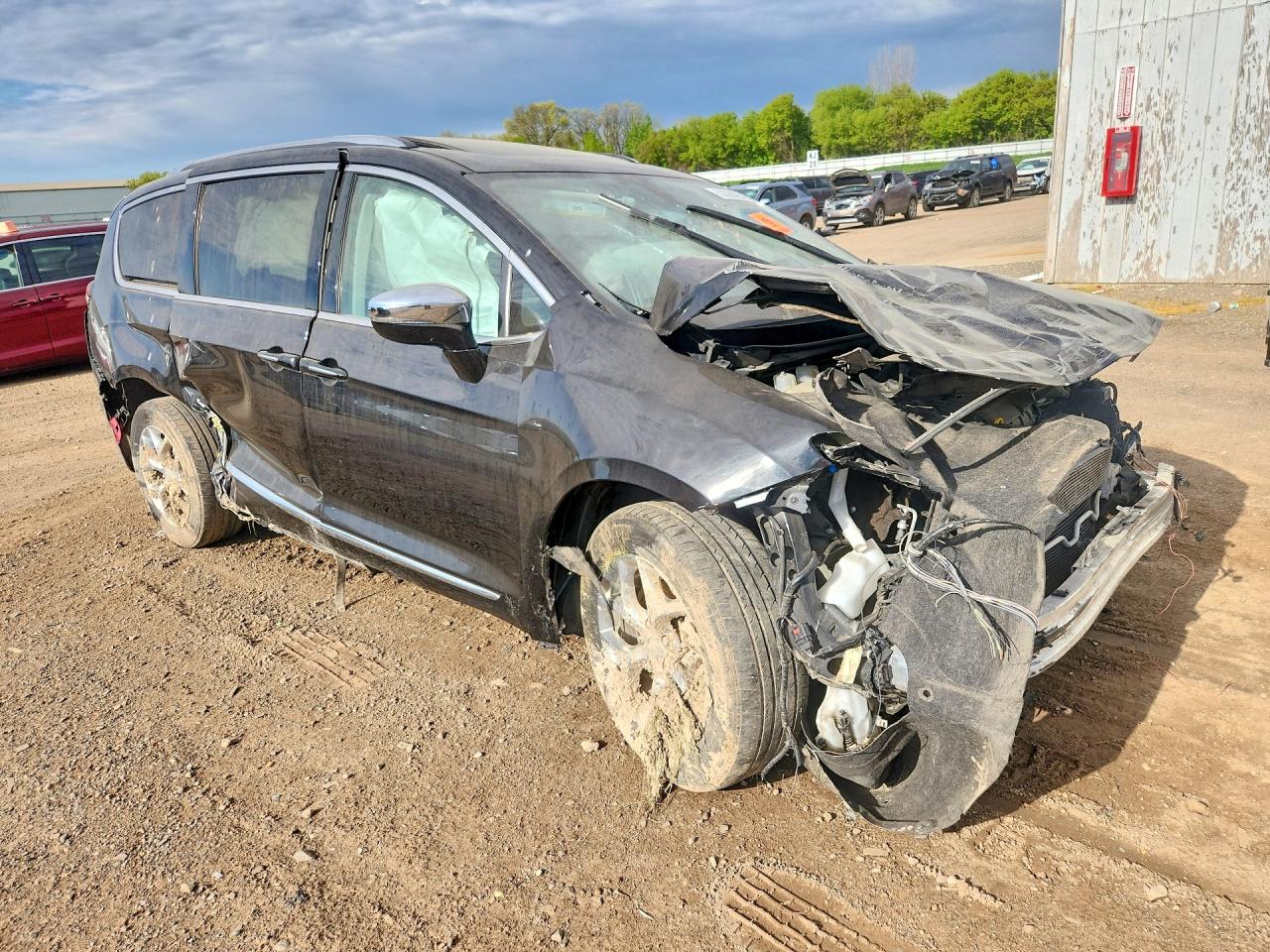 2019 CHRYSLER PACIFICA