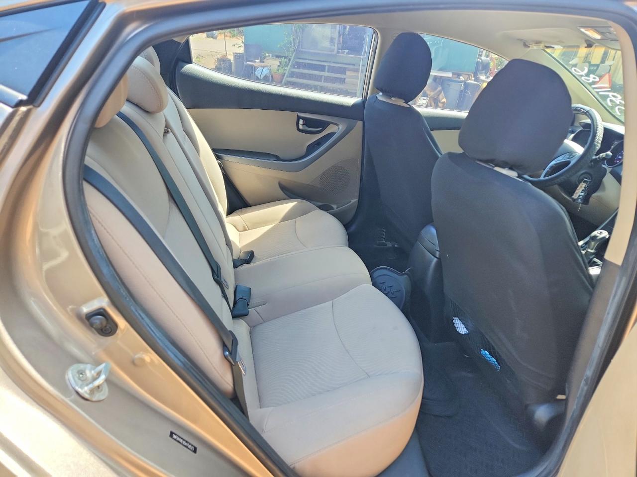 2016 HYUNDAI ELANTRA