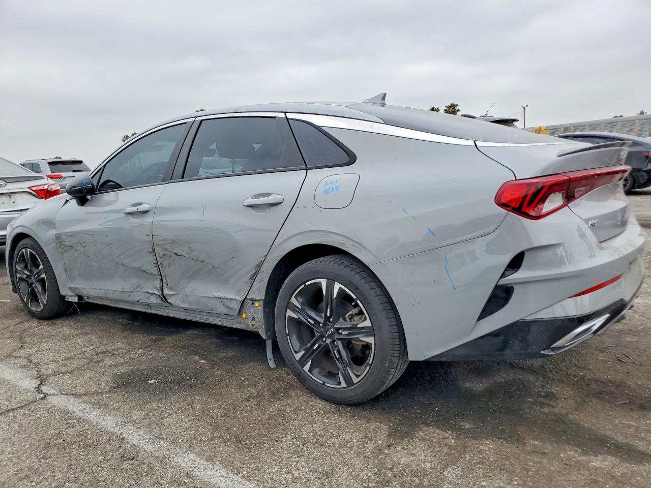 2022 KIA K5