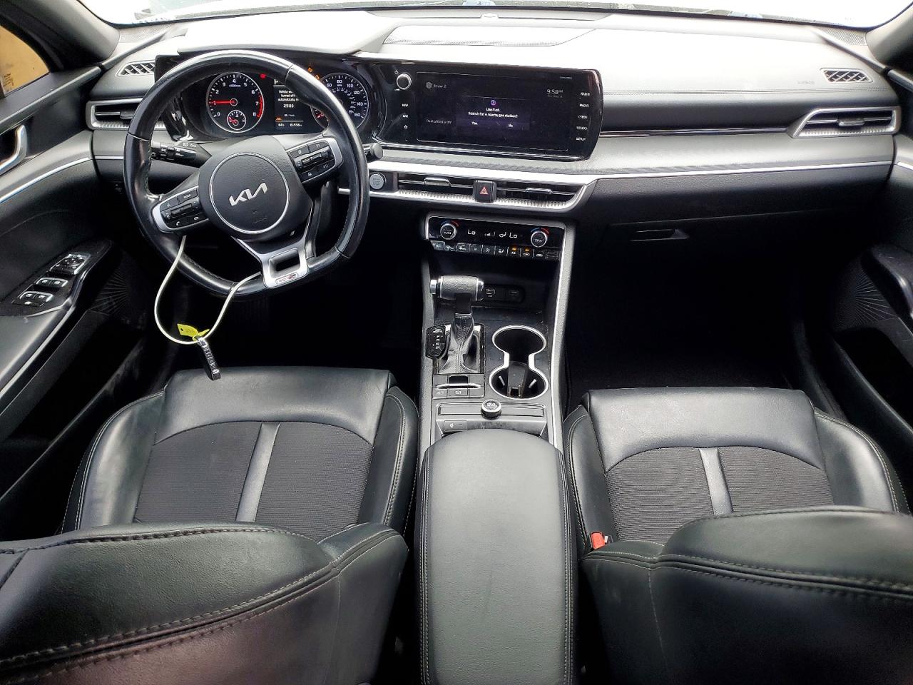 2022 KIA K5