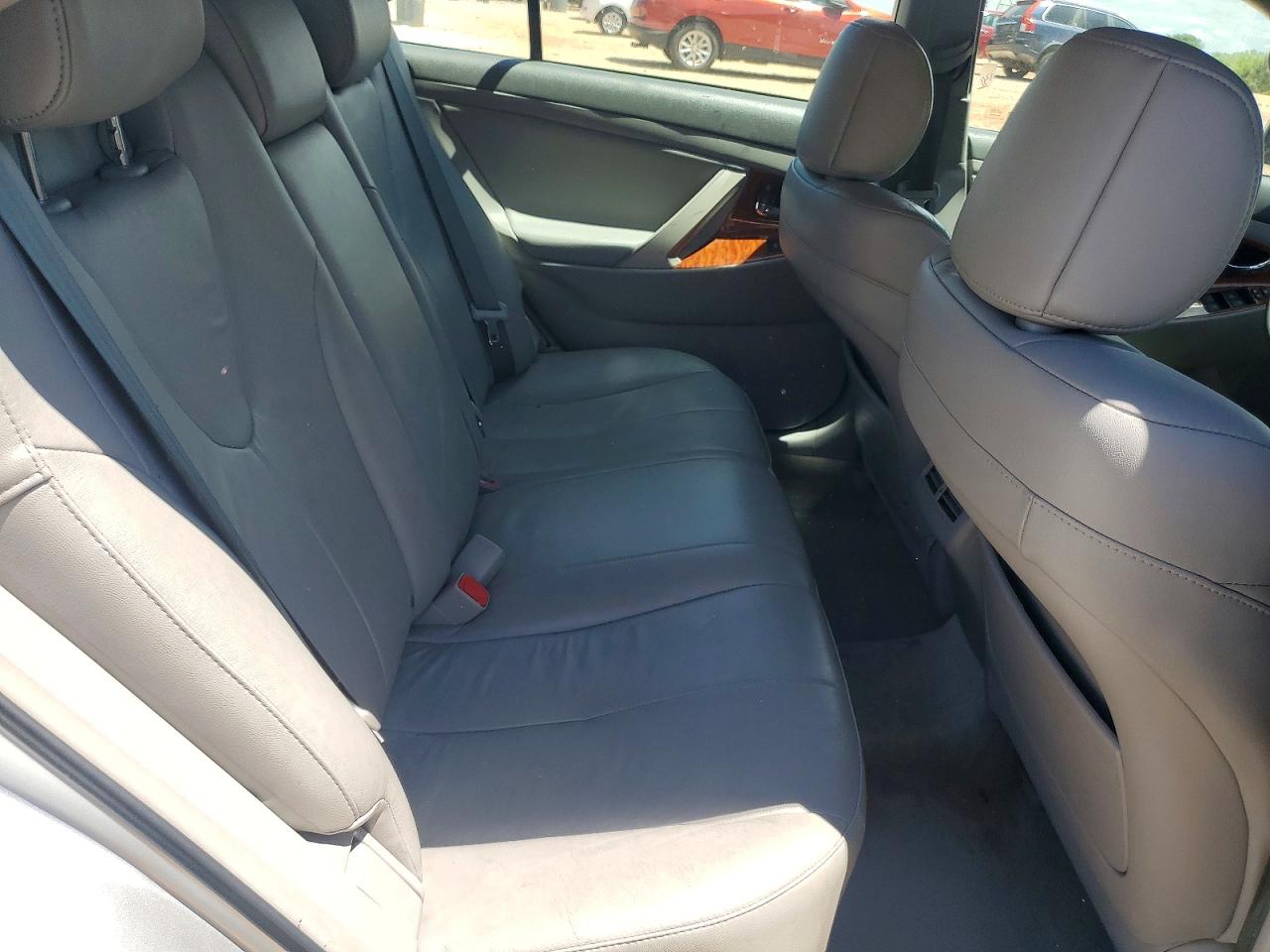 2011 TOYOTA CAMRY