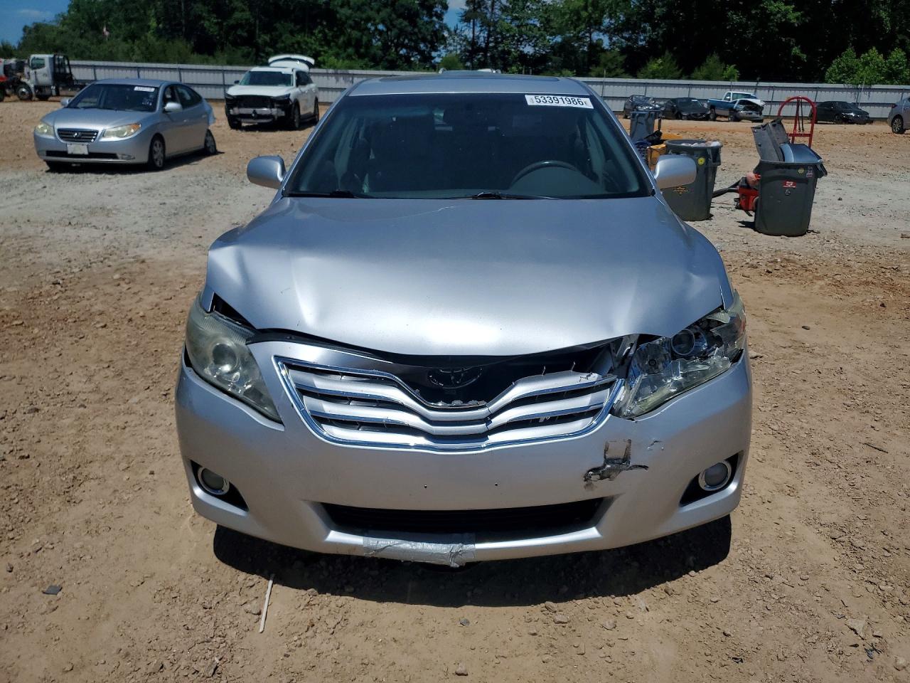 2011 TOYOTA CAMRY