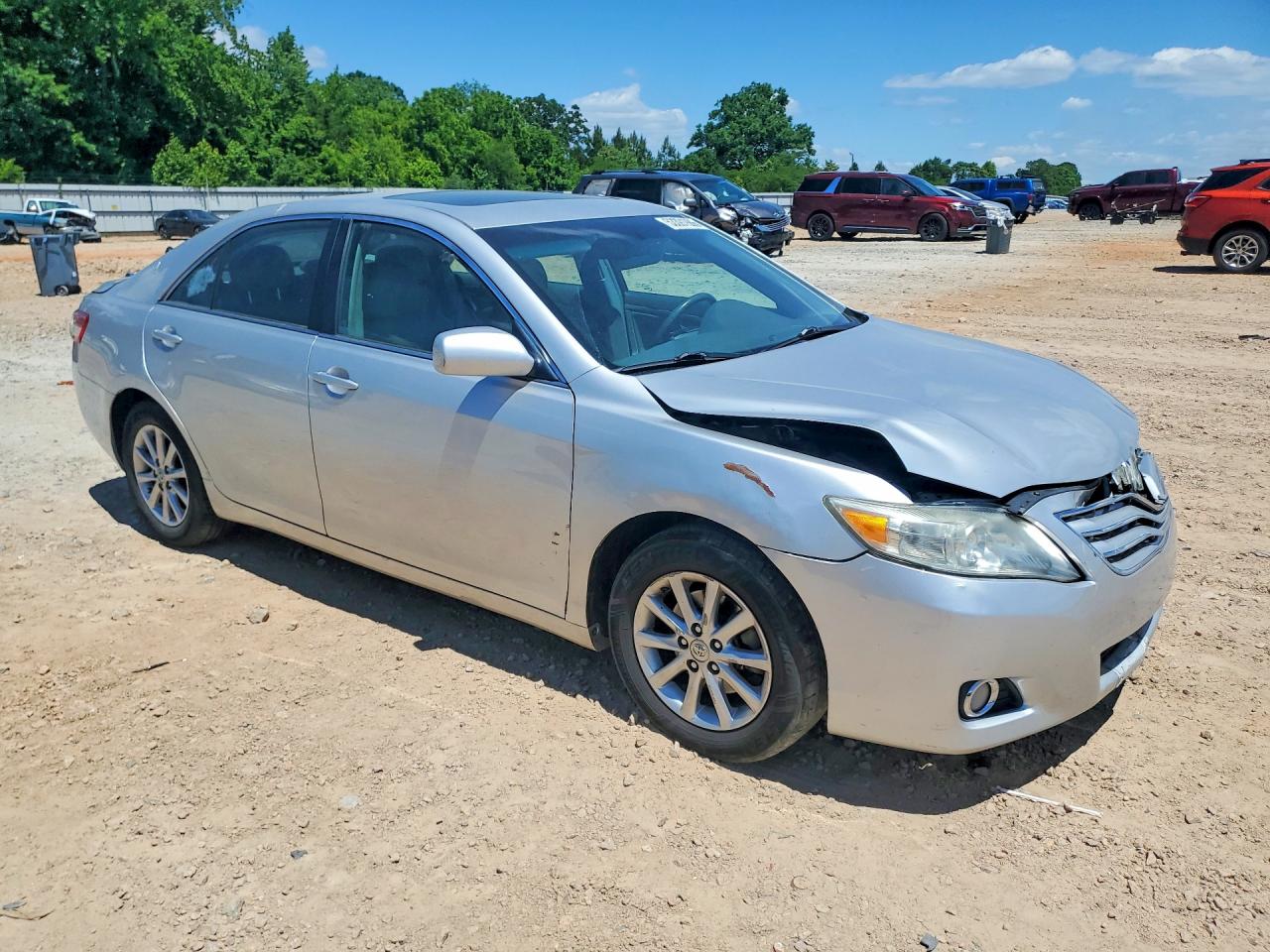 2011 TOYOTA CAMRY