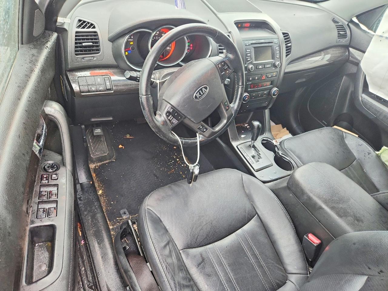 2013 KIA SORENTO